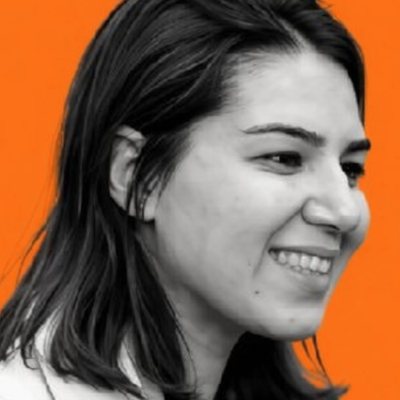 Özlem Özkurt Güney portresi